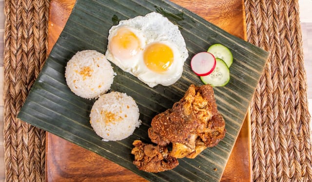 Crispy Pata Silog.